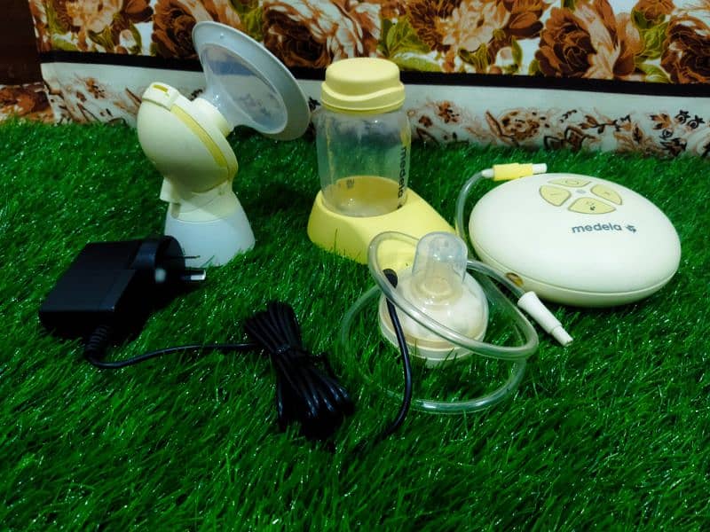 Medela Swing Flex Electric Breast Pump 3