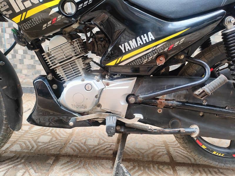 YBR 125G (Genuine Condition) 10