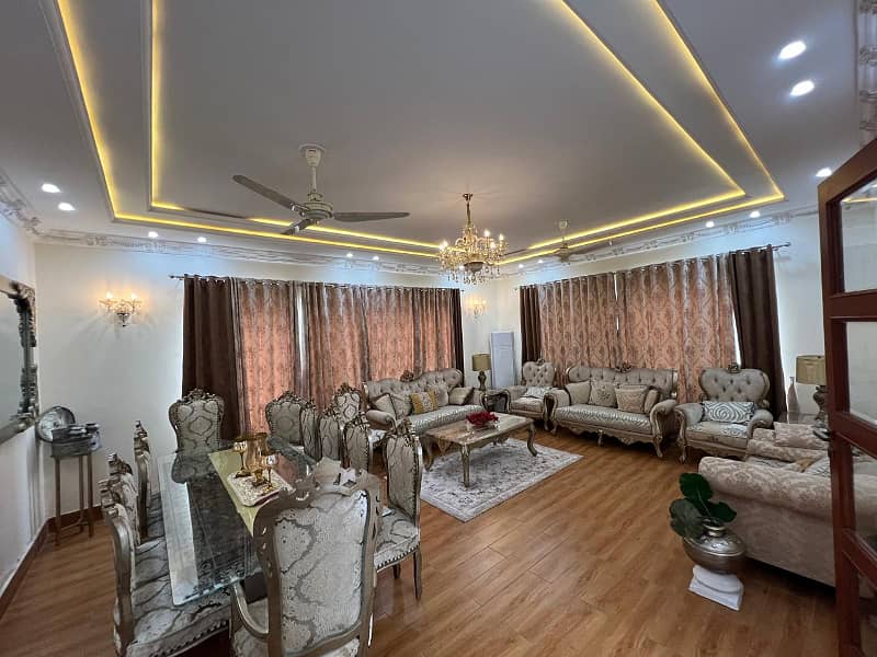 1 Kanal House Available For Sale In Lake City Sector M-2 11