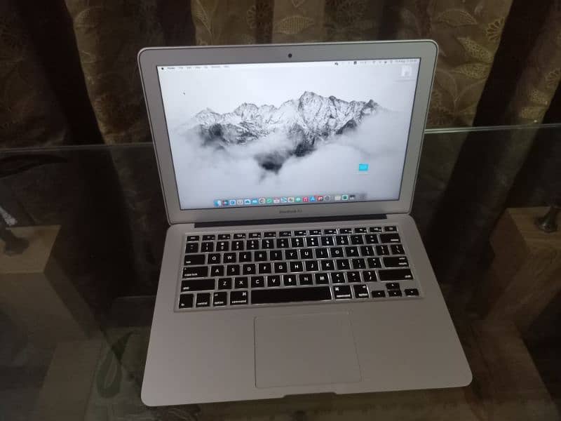 apple macbook air 2015 i5 13 inch 2