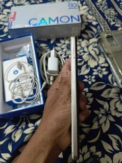 Camon 18t complete Box 0