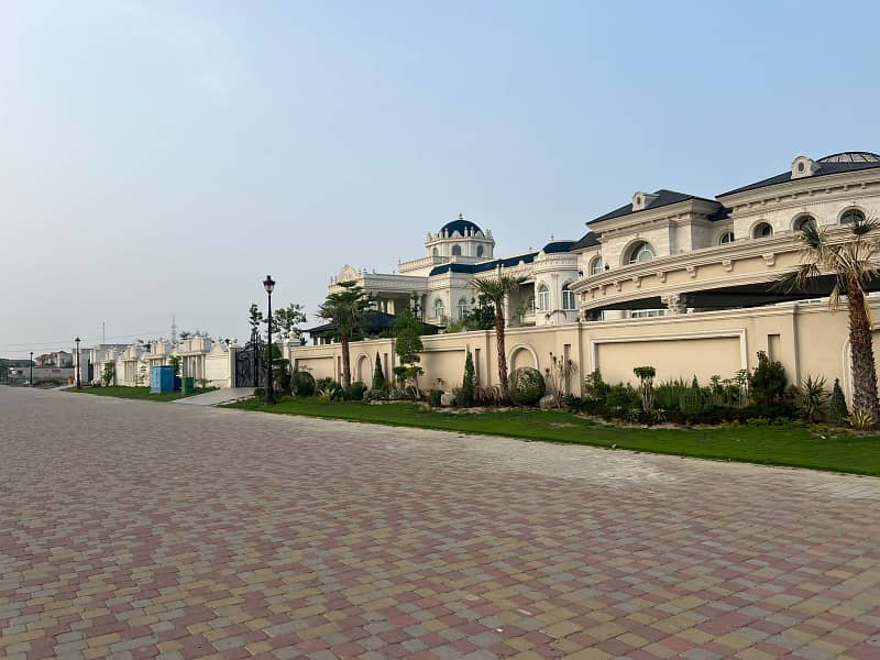 1 Kanal Plot Corner And Facing Park In Golf Sector 1