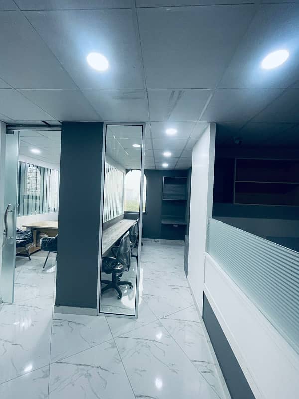 Ideal 1500 SqFt FULLY FURNISHED Office on Main Boulevard Gulberg Lahore 15