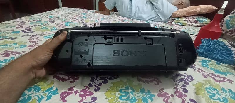 Orignal SONY Cassette player for sale in immaculate condition 3