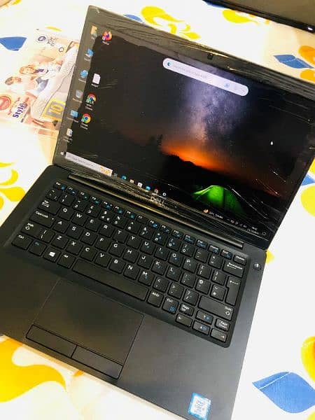 dell latitude 7390 , i5 or 8gen 1