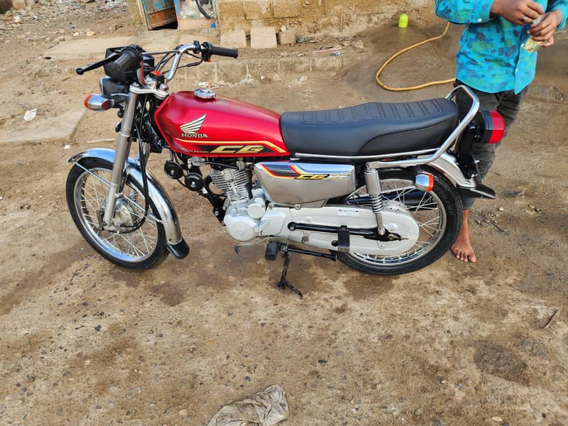 honda 125 self start 2022 4