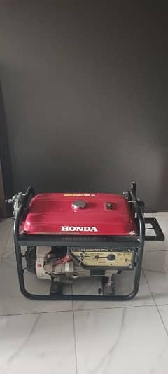 HONDA 3KW GAS AND PETROL GENERATOR SLIGHTLY USE