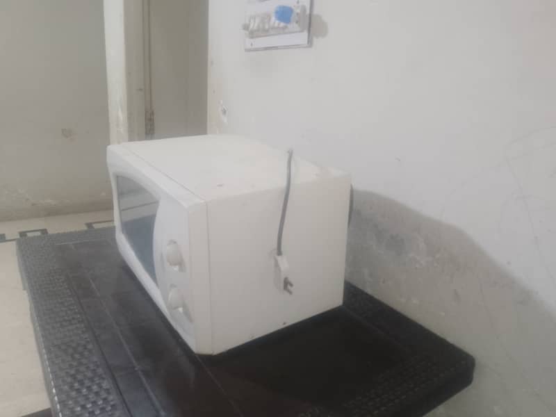 Good condition oven 2