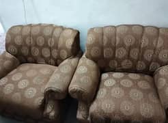 5 seater sofa set with free matching adjustable covers