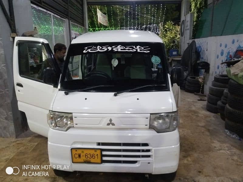 Mitsubishi Minicab Bravo 2012 14