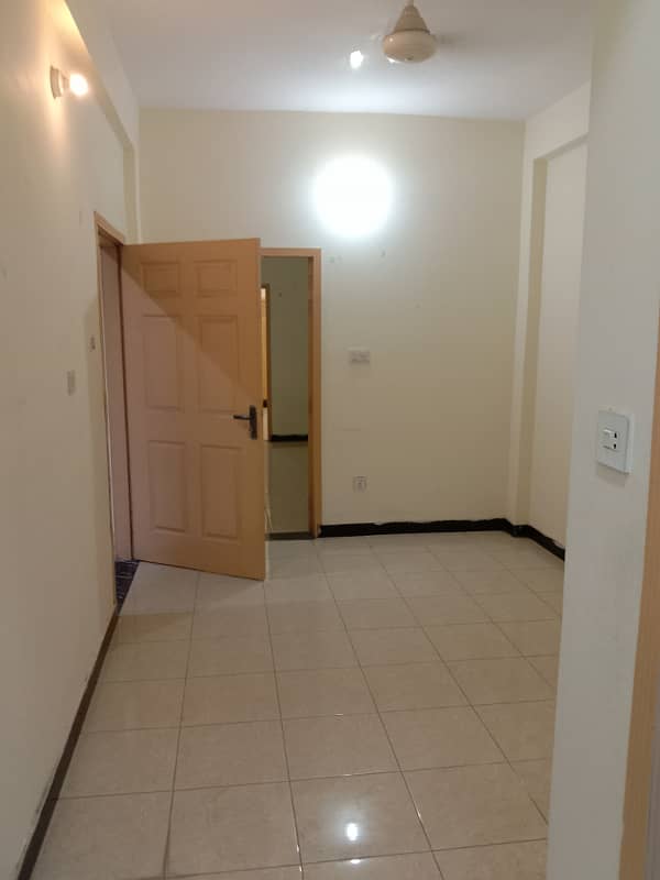 2 bahd apartment available for rent 4