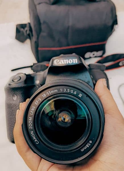 Canon DSLR 70D 5