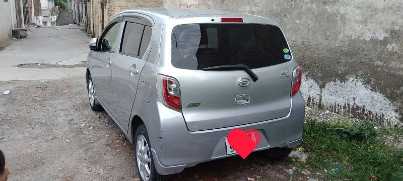 Daihatsu Mira 2012 1