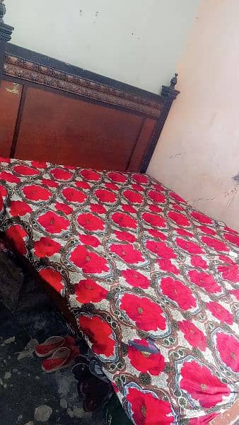 use bed metres k sath urgently sell 03241746136 wahtsapp 2