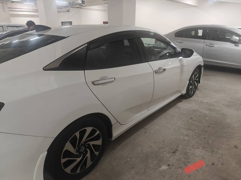 Honda Civic Turbo 1.5 2016 12