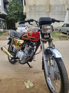 cg 125 s gold 1st owner karachi number mint condition look like new