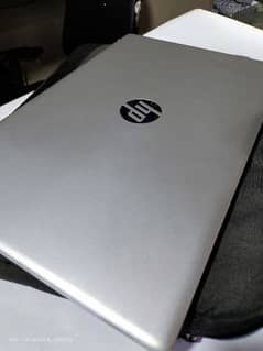 HP laptop 17-cn2008ca