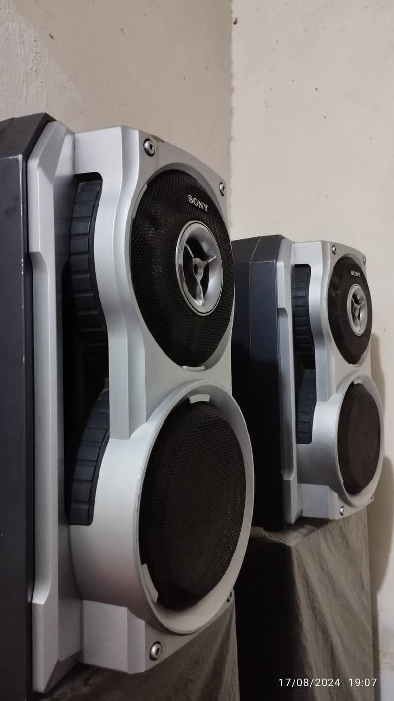 SONY JAPANI HIFI SPEAKERS - WOOFERS 140 WATT 1