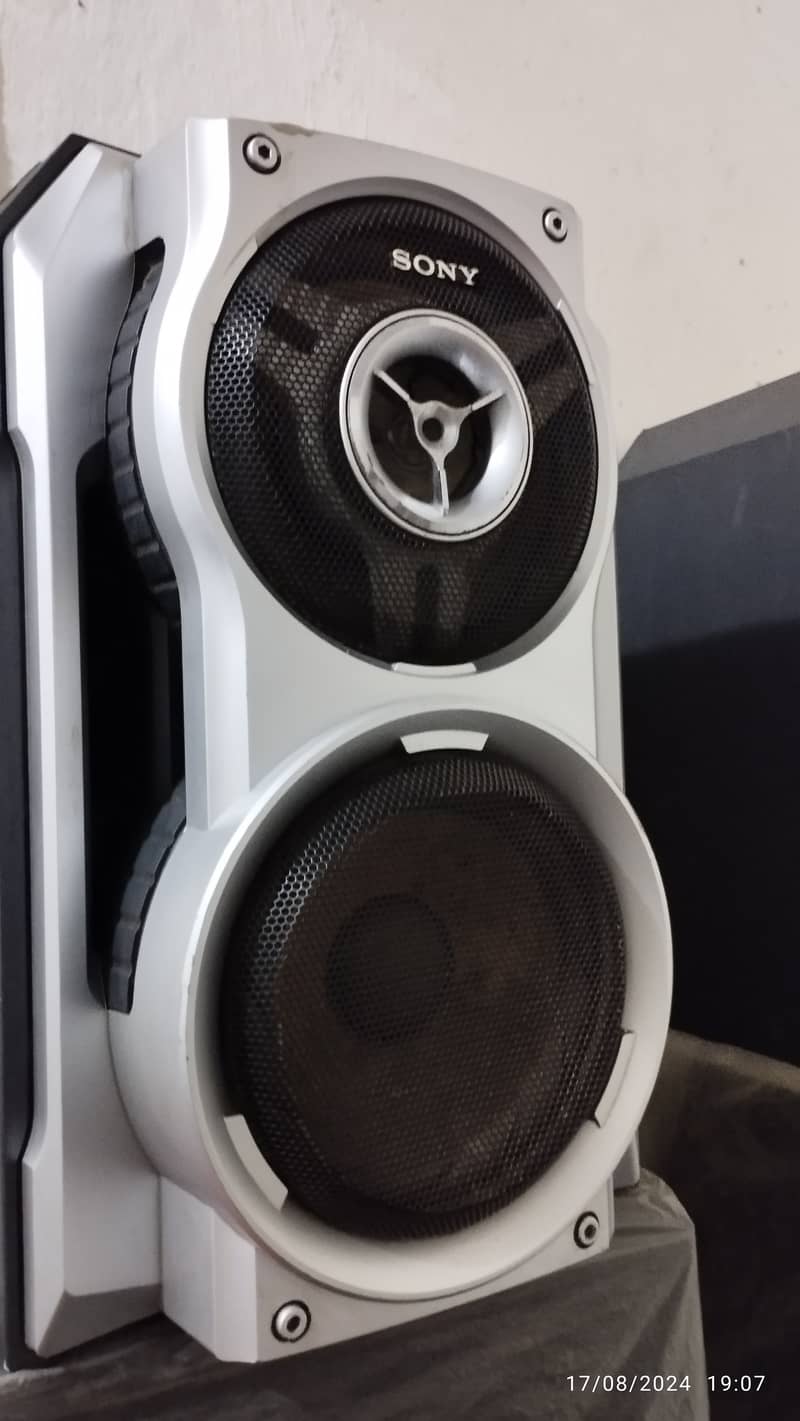 SONY JAPANI HIFI SPEAKERS - WOOFERS 140 WATT 2