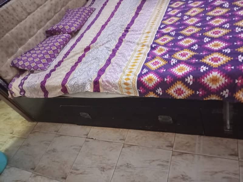 King Size Bed With Mattress 1