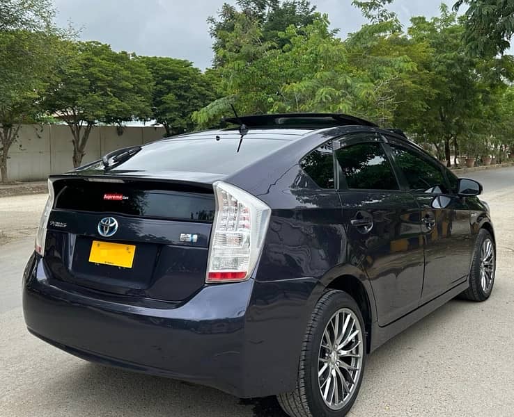 Toyota Prius 2010/14 G Touring Sunroof Solar Blue Color 4