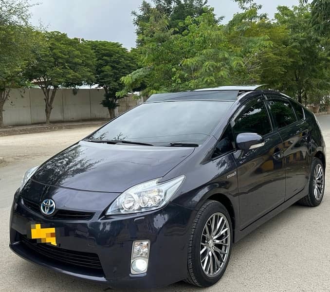 Toyota Prius 2010/14 G Touring Sunroof Solar Blue Color 7