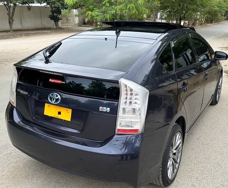 Toyota Prius 2010/14 G Touring Sunroof Solar Blue Color 8