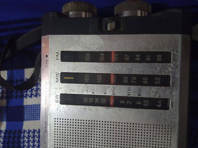 Sony j1 Radio For Sale 5