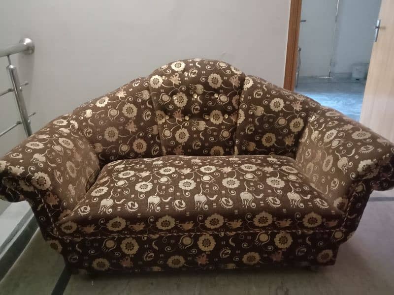 sofa for sale good condition 6