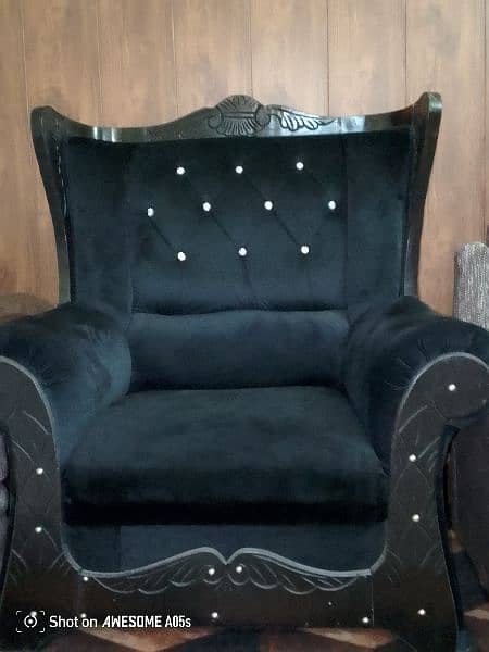 1 seater king size sofa 4