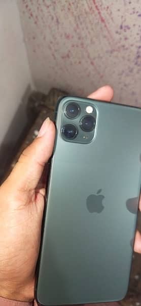 iphone 11 pro max 03246540213 0