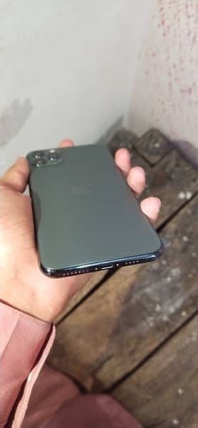 iphone 11 pro max 03246540213 6