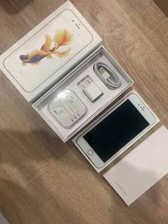 IPhone 6s storage 64GB PTA approved 0322=073=2804 My WhatsApp