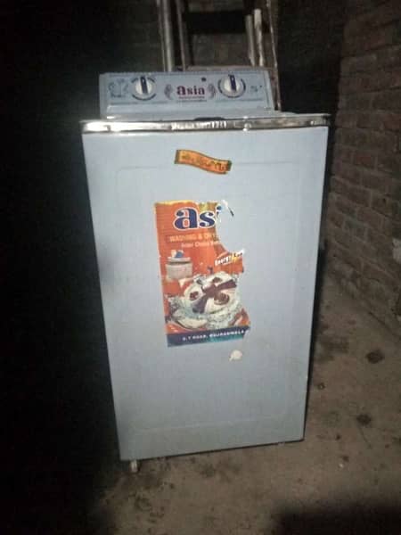 Asia washing machine in good condition 3