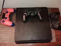 ps4 slim with box for SALE