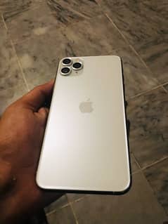 iPhone 11 Pro Max 0