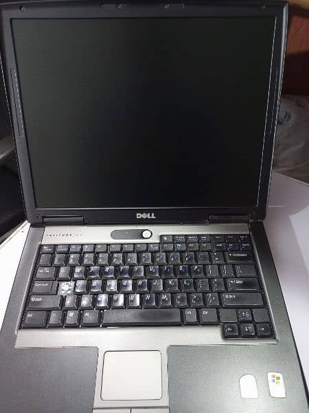 Dell Latitude D520 2