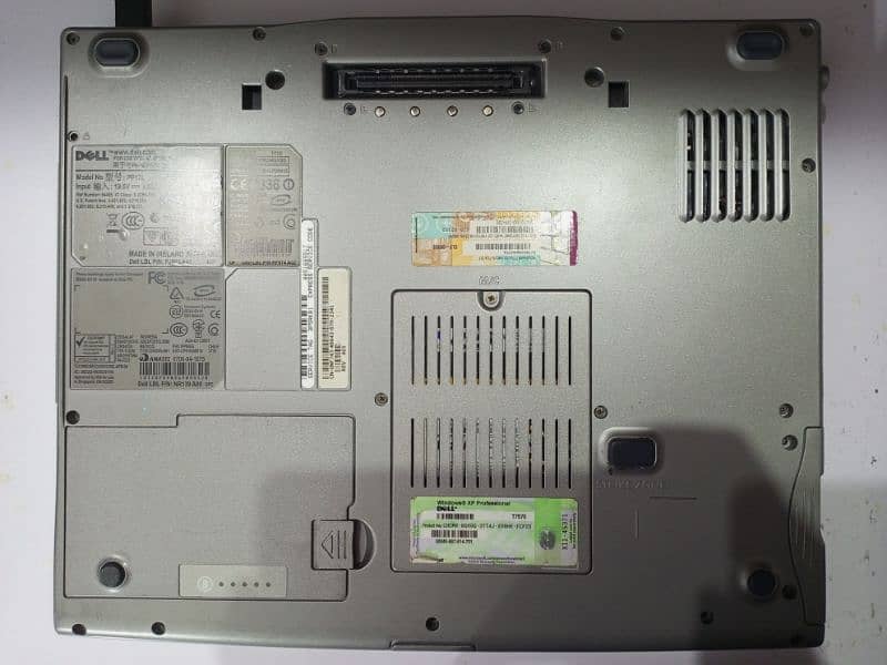 Dell Latitude D520 4