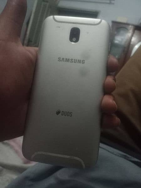 Samsung galaxy J5 Pro 5