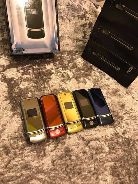 Motorola k1 RAZR FLIP PHONE PINPACK 3