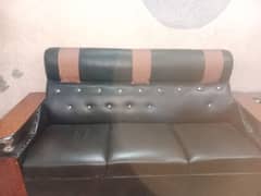 used sofa but in good condition 0