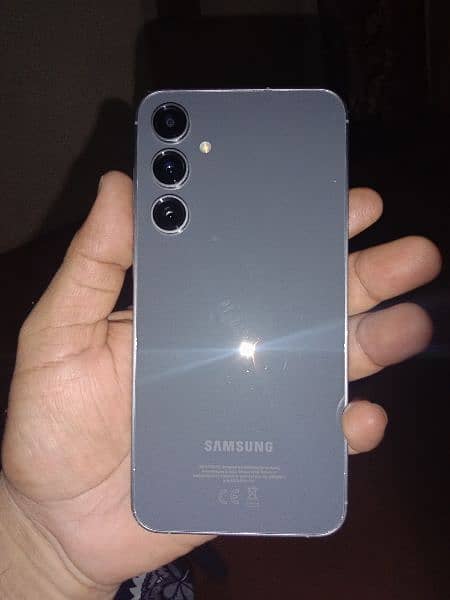 Samsung Galaxy S23FE 4