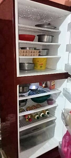 ok fridge he koi kaam nhi he on he 5