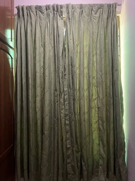 Embriodered Thick fabric curtains / curtains / custains fot lounge 0