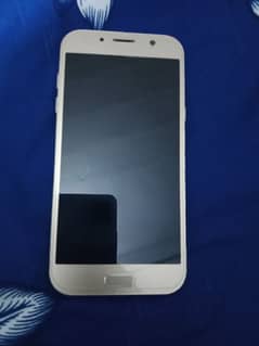 Samsung Galaxy A7 (2017) Model 0