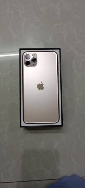 iphone 11 pro max 4