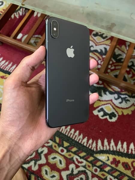 iphone xs max 1