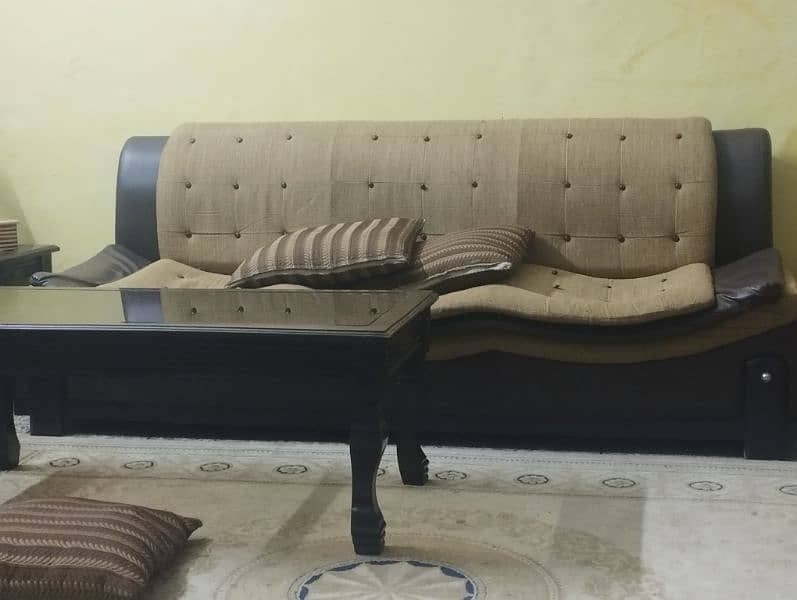 7 seater sofa set with center table  for sale 0