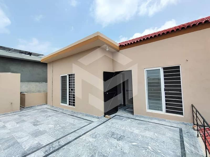 5Marla double plus half story for sale Sohan garden 18