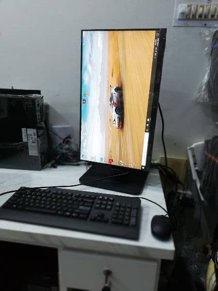 HP & Dell 24" Borderless LED Monitors (A+ Fresh UAE Import Stock) 4